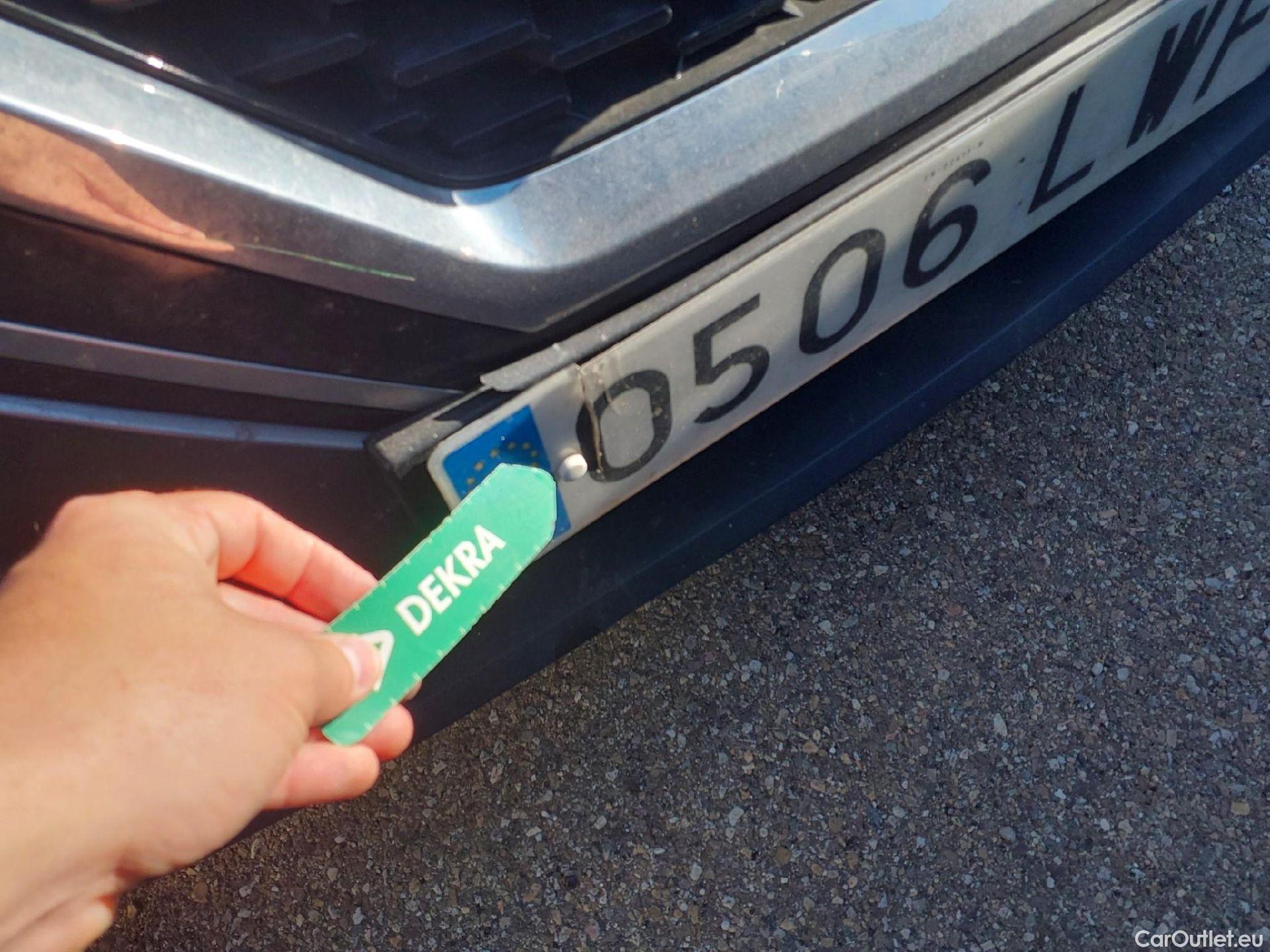  Nissan  Qashqai NISSAN  / 2021 / 5P / todoterreno DIG-T 116kW (158CV) mHEV Xtronic Acenta (AC) #23