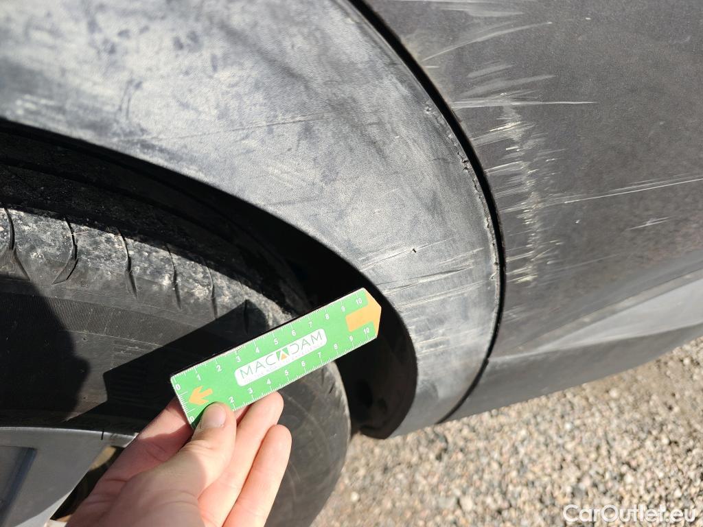  Peugeot  3008 PEUGEOT  / 2020 / 5P / todoterreno 1.5 BlueHDi 96kW (130CV) S&S Active Pack (AC3) #53