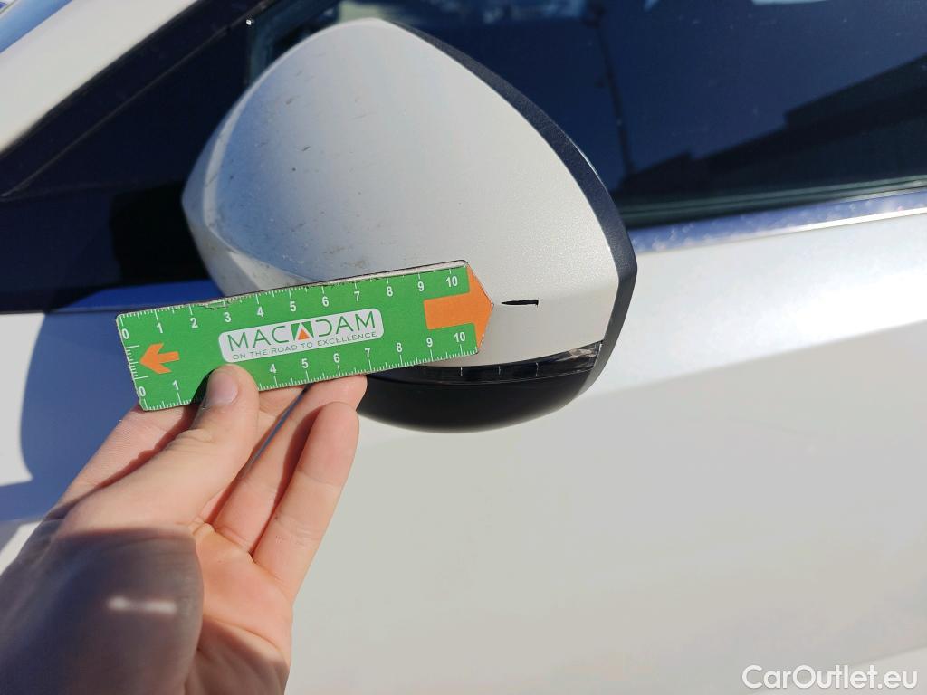  Nissan  Qashqai NISSAN  / 2021 / 5P / todoterreno DIG-T 116kW (158CV) mHEV Xtronic Acenta (AC2) #37