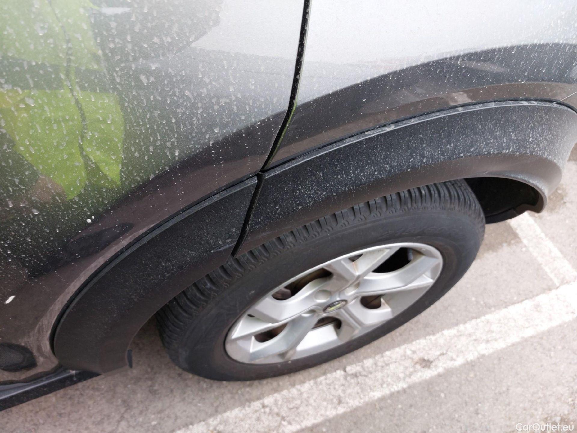  Nissan  Juke NISSAN  / 2019 / 5P / crossover DIG-T 84 kW (114 CV) DCT 7 V N-Connecta (AC2) #17