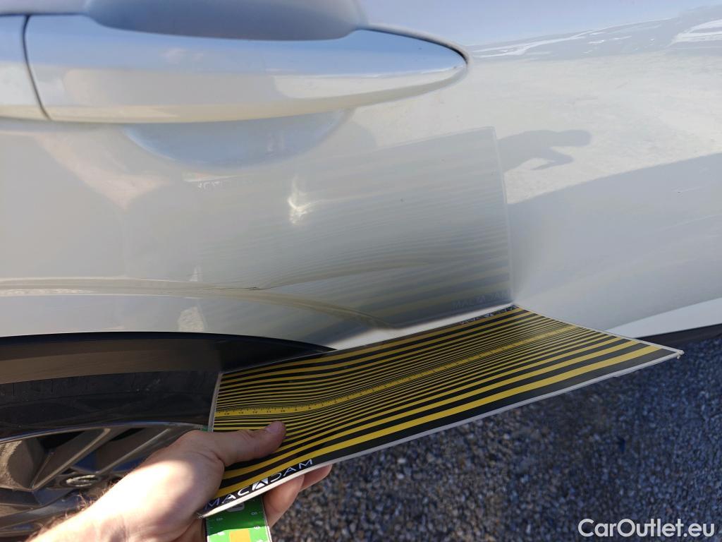  Nissan  Qashqai NISSAN  / 2021 / 5P / todoterreno DIG-T 116kW (158CV) mHEV Xtronic Acenta (AC2) #2