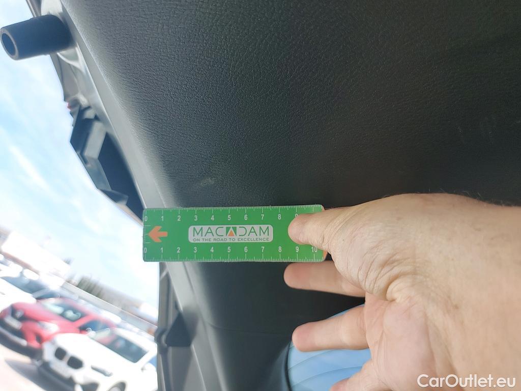  Nissan  Juke NISSAN  / 2019 / 5P / crossover DIG-T 84 kW (114 CV) DCT 7 V N-Connecta (AC2) #22