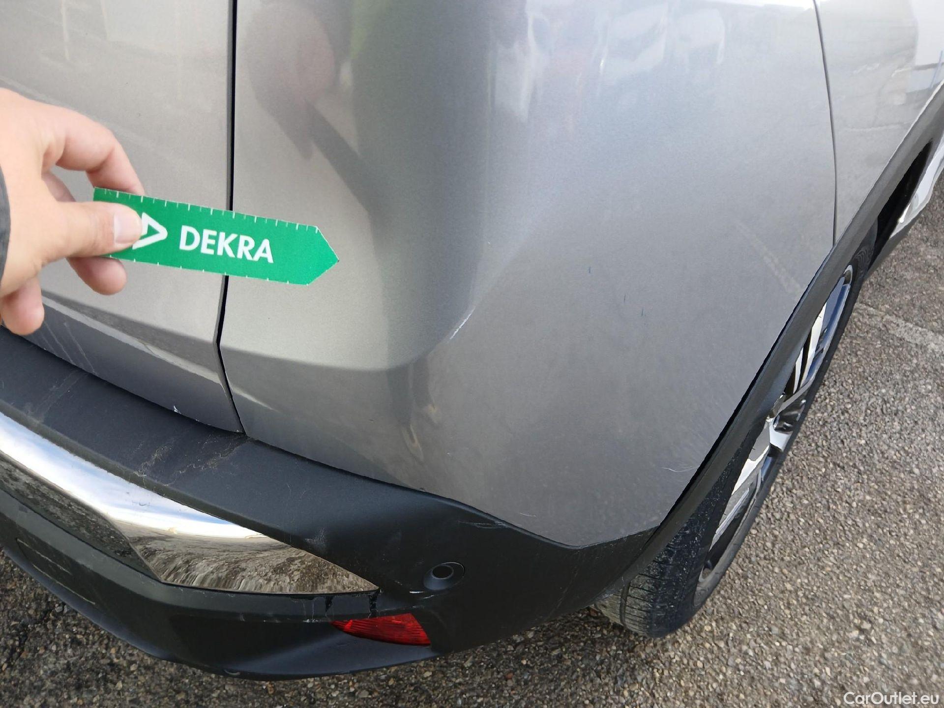  Peugeot  3008 PEUGEOT  Hybrid / 2016 / 5P / todoterreno 225 e-EAT8 Allure #31