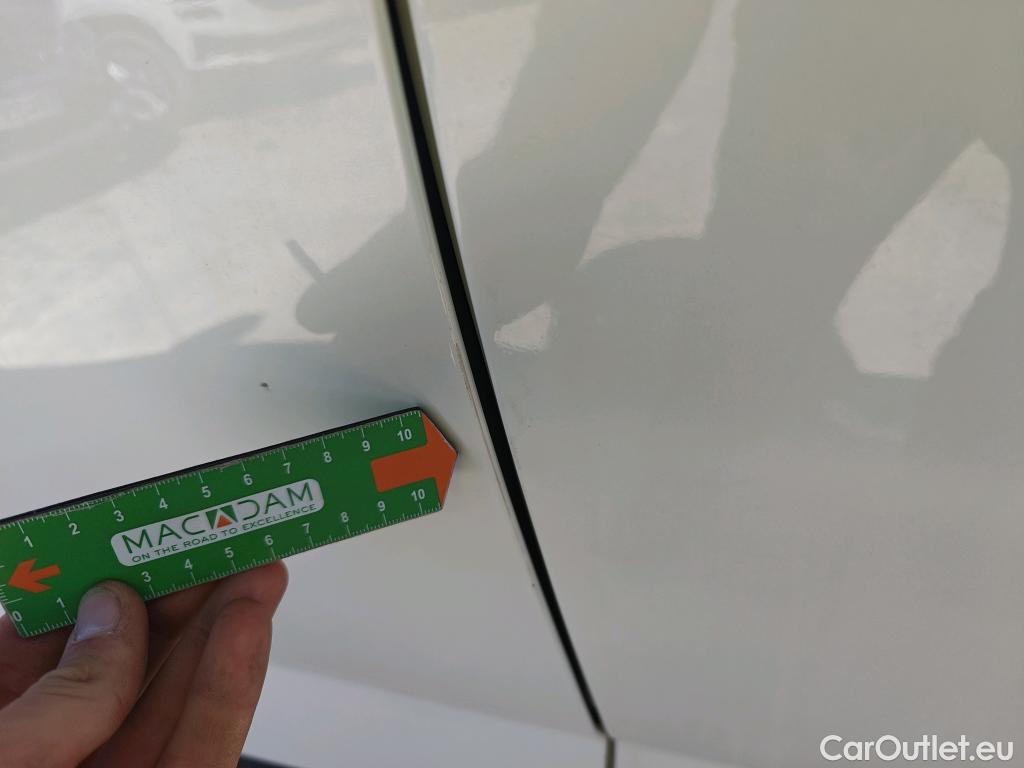  Nissan  Qashqai NISSAN  / 2021 / 5P / todoterreno DIG-T 116kW (158CV) mHEV Xtronic Acenta (AC2) #10