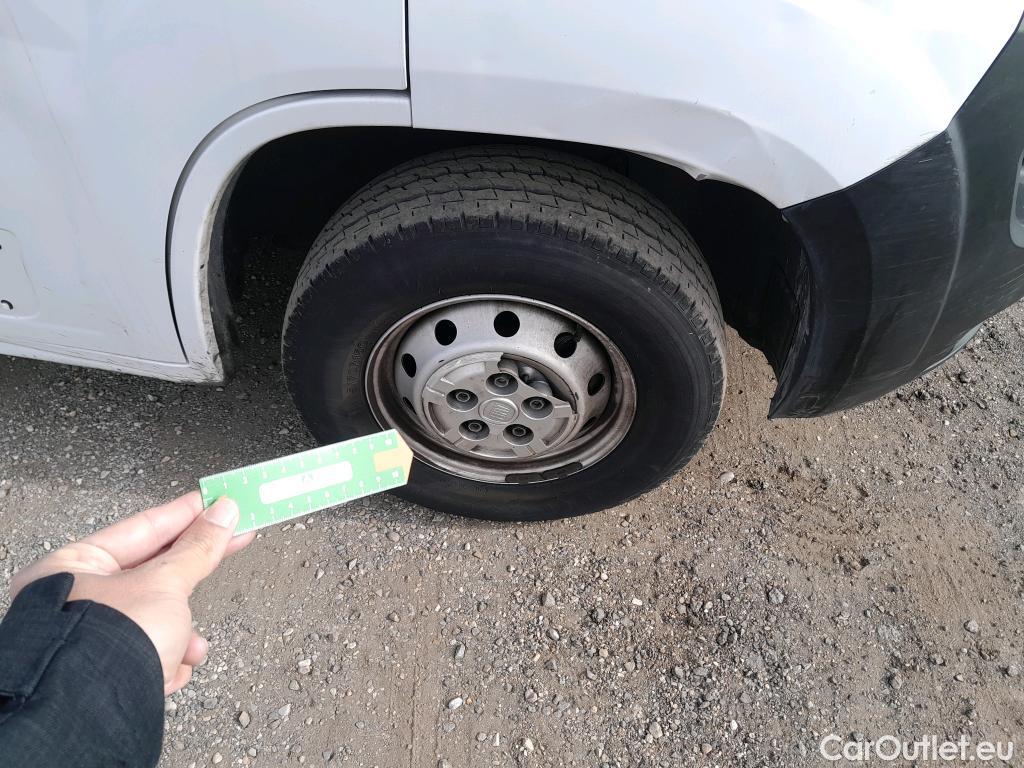  Fiat  Ducato FIAT  / 2014 / 4P / furgón Furgón 35 Medio 100kW Natural Power #54