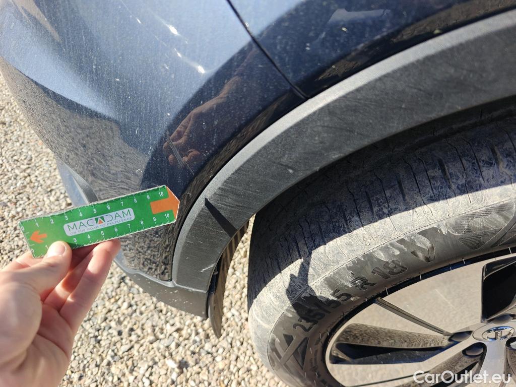  Volvo  XC 40 VOLVO XC40 / 2017 / 5P / todoterreno 1.5 T3 Momentum Pro Auto #29