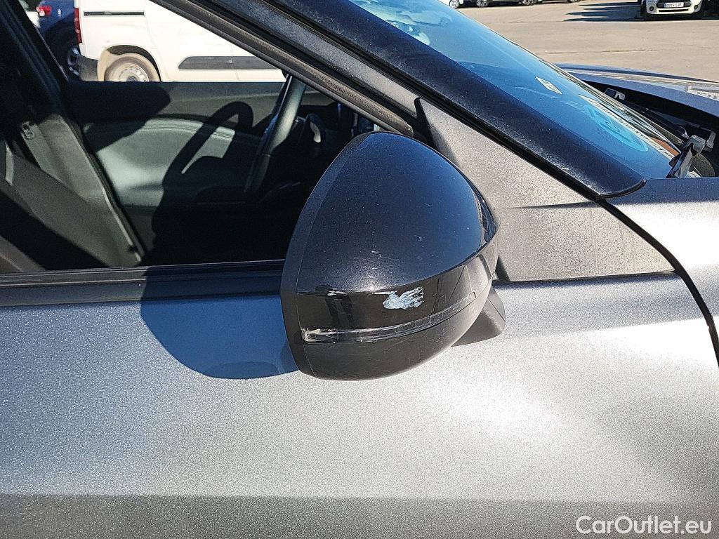  Nissan  Juke NISSAN  / 2019 / 5P / crossover DIG-T 84 kW (114 CV) DCT 7 V N-Connecta (AC2) #7