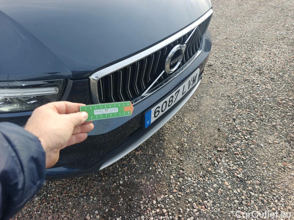  Volvo  XC 40 VOLVO XC40 / 2017 / 5P / todoterreno 1.5 T5 Twin Recharge Inscription Ex Auto #13