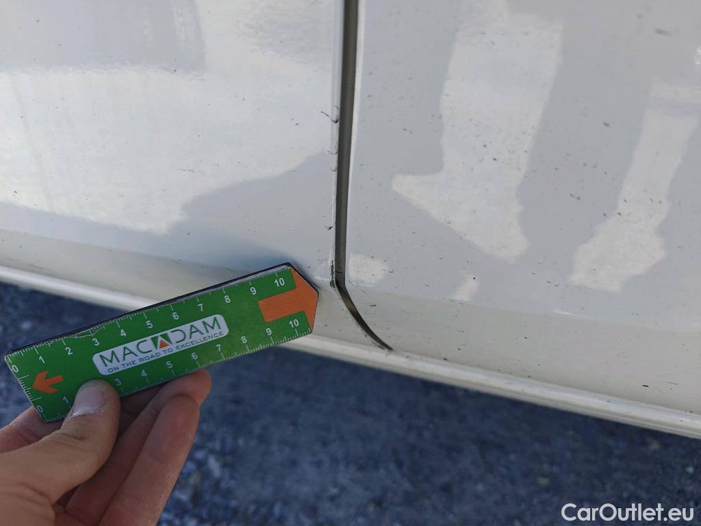  Seat  Leon SEAT Nuevo León / 2020 / 5P / berlina con portón 2.0 TDI 85kW S&S Style Go(SP) #28