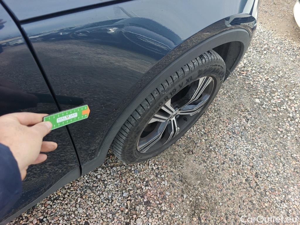  Volvo  XC 40 VOLVO XC40 / 2017 / 5P / todoterreno 1.5 T5 Twin Recharge Inscription Ex Auto #21