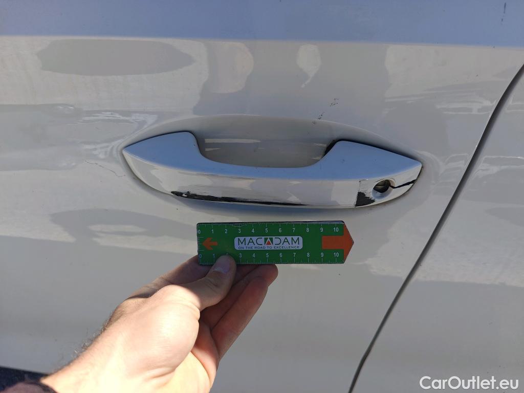  Seat  Leon SEAT Nuevo León / 2020 / 5P / berlina con portón 2.0 TDI 85kW S&S Style Go(SP) #23