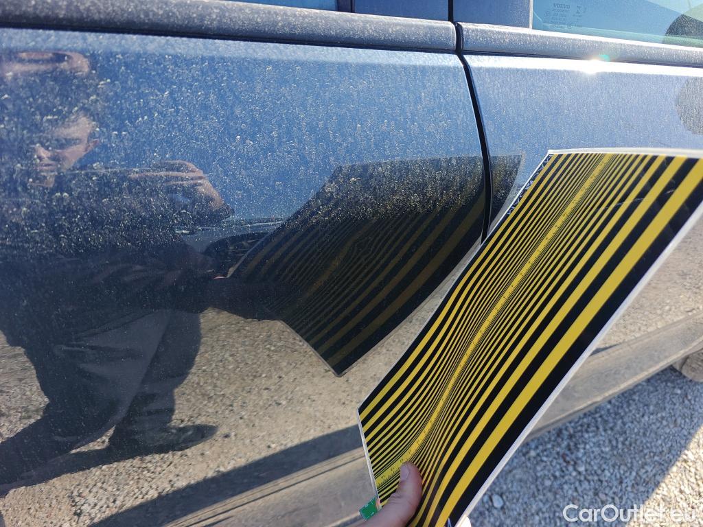  Volvo  XC 40 VOLVO XC40 / 2017 / 5P / todoterreno 1.5 T3 Momentum Pro Auto #3