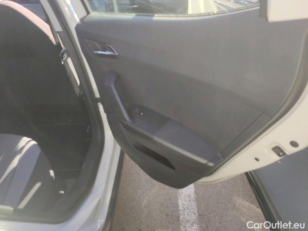  Seat  Arona SEAT  / 2017 / 5P / todoterreno 1.0 TSI 81kW (110CV) Style #9
