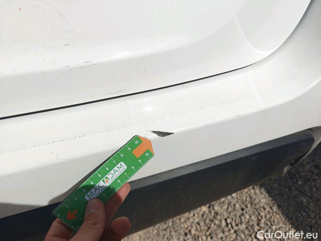  Toyota  Yaris TOYOTA  / 2020 / 5P / berlina con portón 1.5 120H Active Tech #17