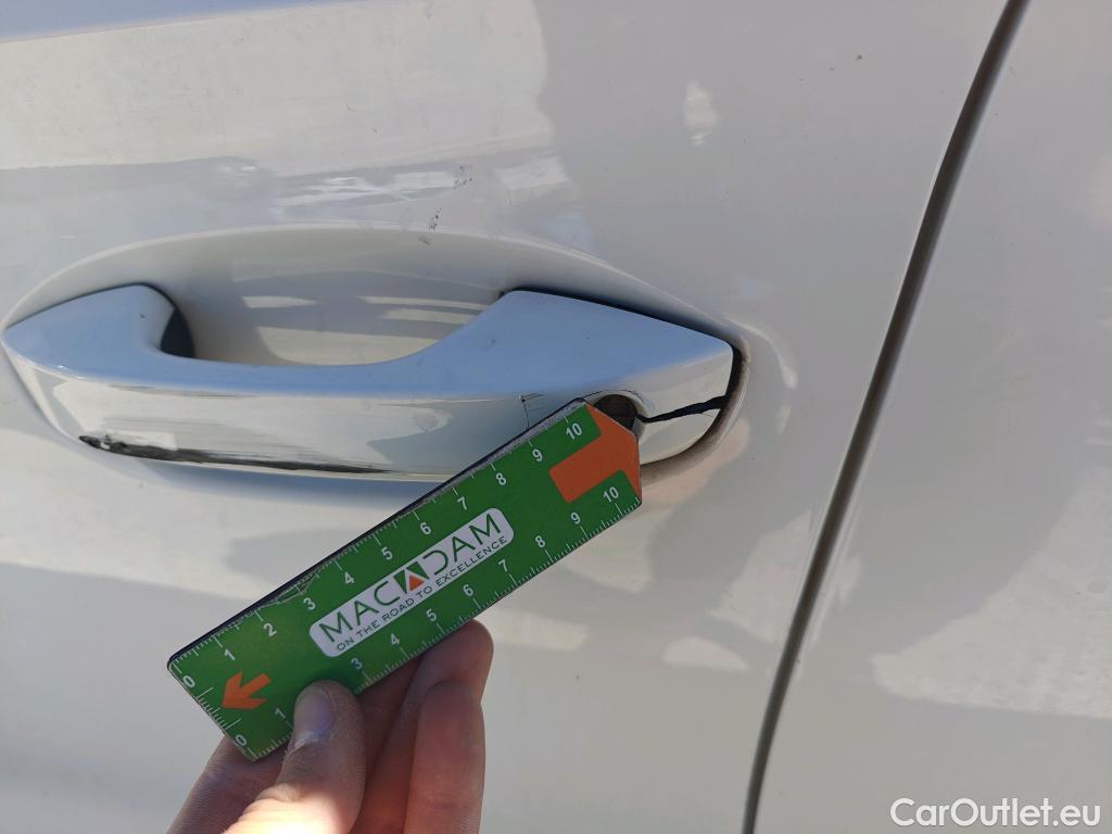  Seat  Leon SEAT Nuevo León / 2020 / 5P / berlina con portón 2.0 TDI 85kW S&S Style Go(SP) #24