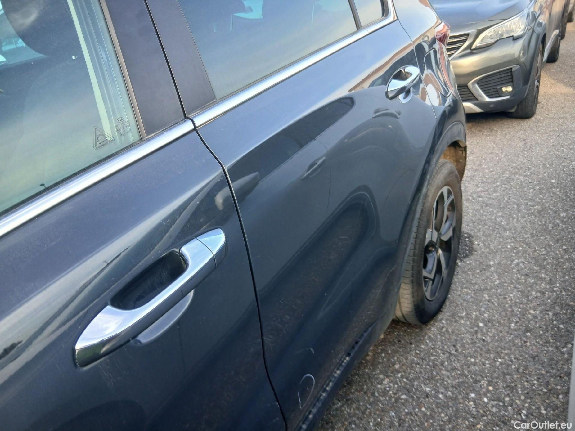  KIA  Sportage KIA  1.6MHEV Drive 100kW(136CV) 4x2(Crist Tintados)(CX) #7