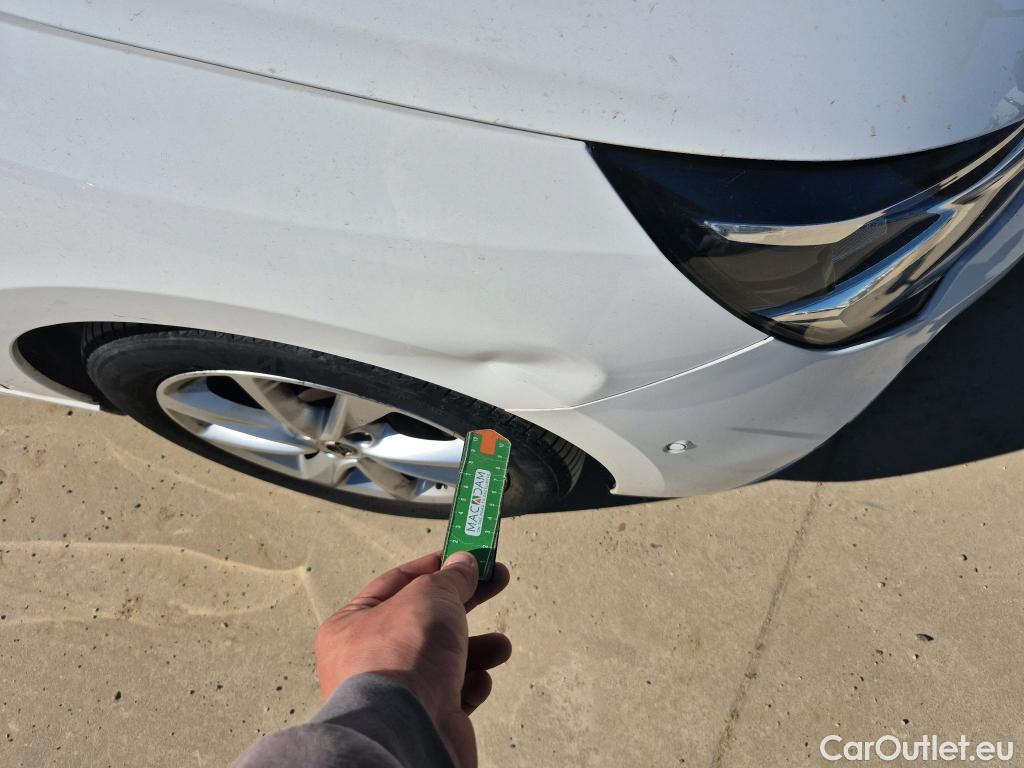  Opel  Corsa OPEL  1.2T XHL 74kW (100CV) Elegance #2