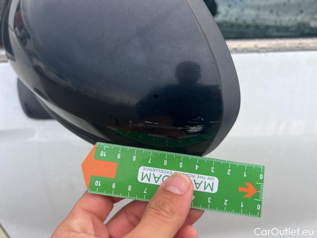  Renault  Captur RENAULT  / 2020 / 5P / todoterreno Zen E-TECH Híbrido enchufable 160cv #22