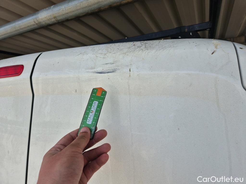  Fiat  Doblo FIAT Doblò Cargo/2015/3P/furgón derivado de turismo Cargo Base Plus 1.3 Mjet 70kW (95CV) #7