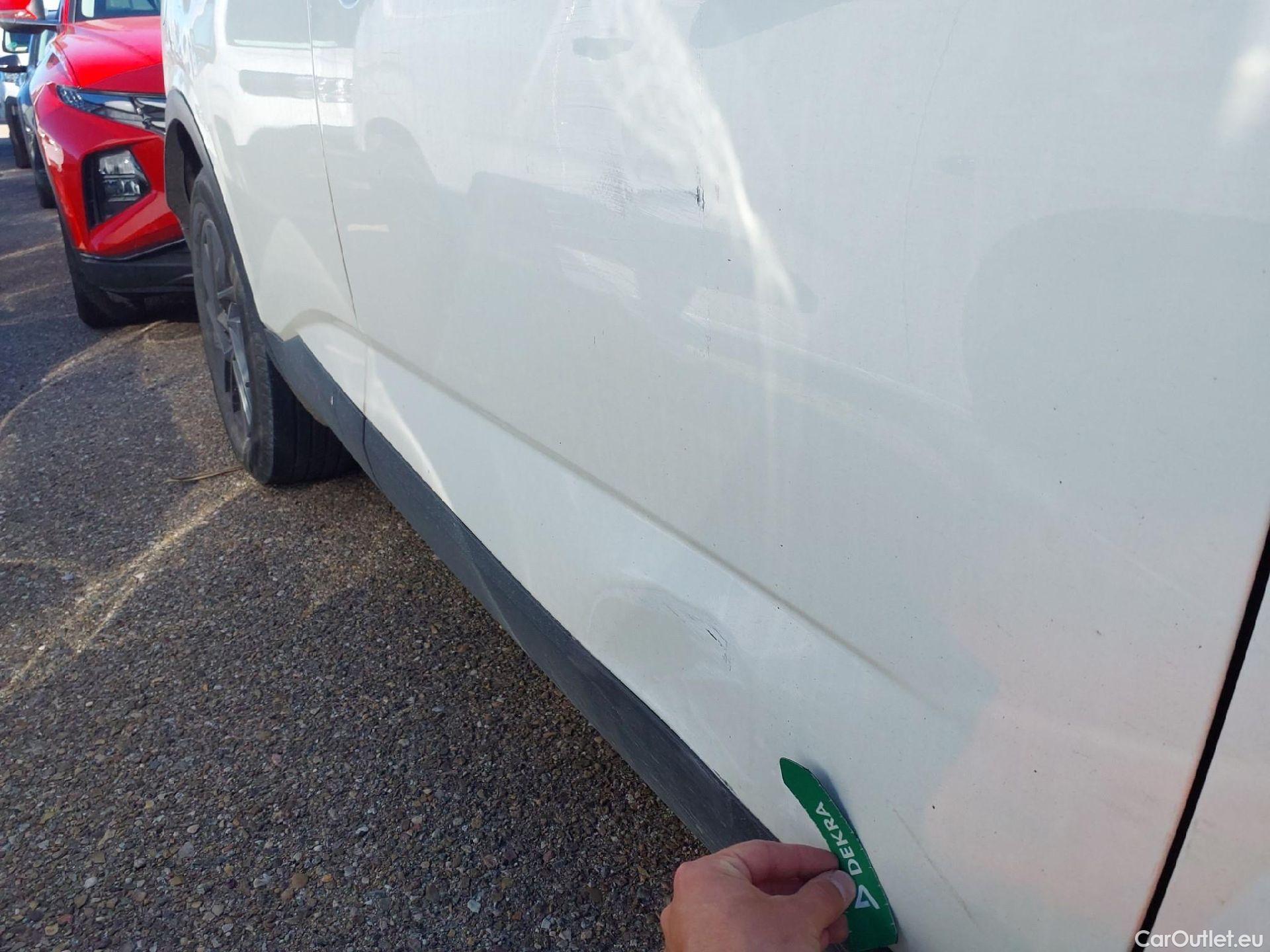  Nissan  Qashqai NISSAN  / 2021 / 5P / todoterreno DIG-T 103kW (140CV) mHEV 4x2 Acenta #38