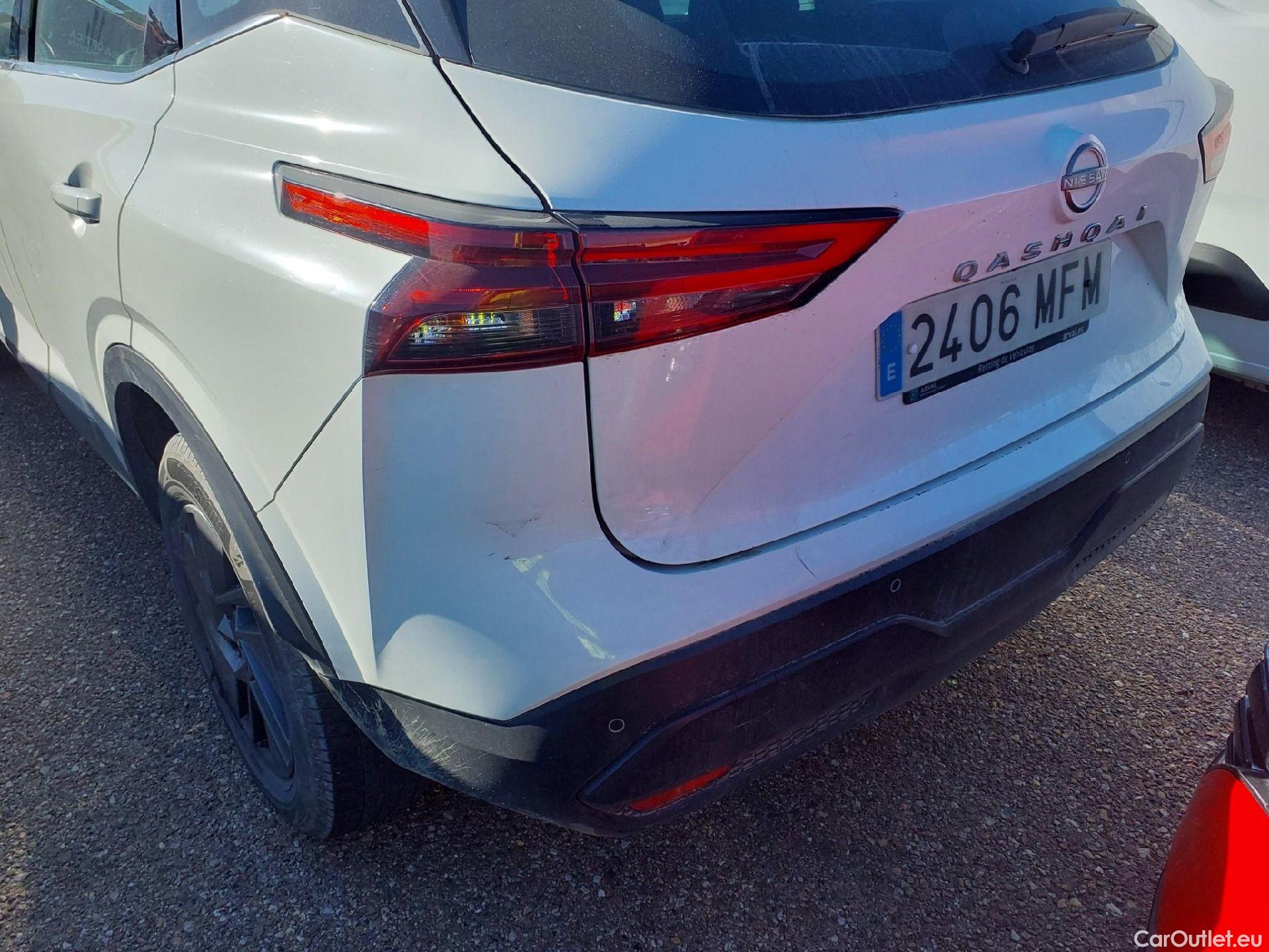  Nissan  Qashqai NISSAN  / 2021 / 5P / todoterreno DIG-T 103kW (140CV) mHEV 4x2 Acenta #31