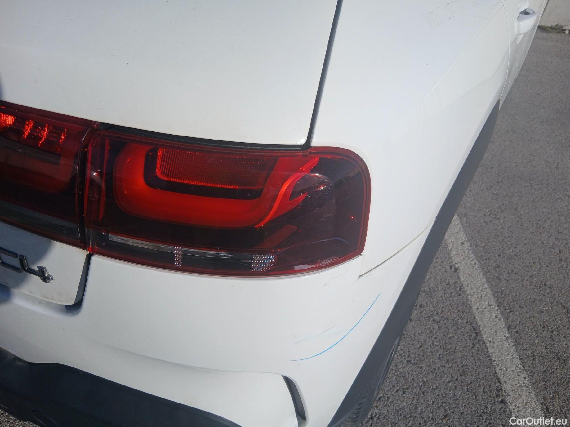  Citroen  C4 Cactus CITROEN  / 2018 / 5P / berlina con portón BlueHDi 100 S&S Feel #34