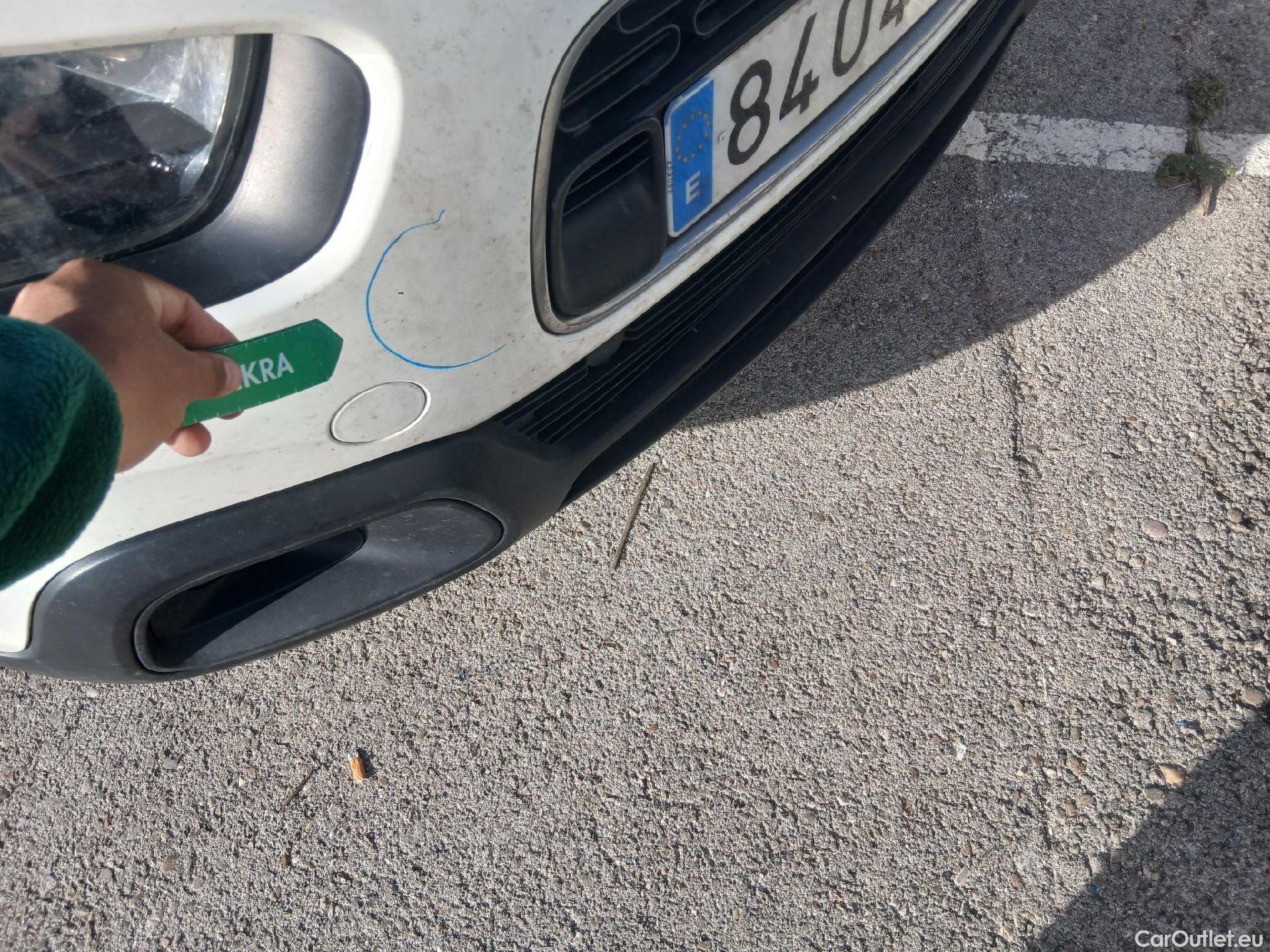  Citroen  C4 Cactus CITROEN  / 2018 / 5P / berlina con portón BlueHDi 100 S&S Feel #13