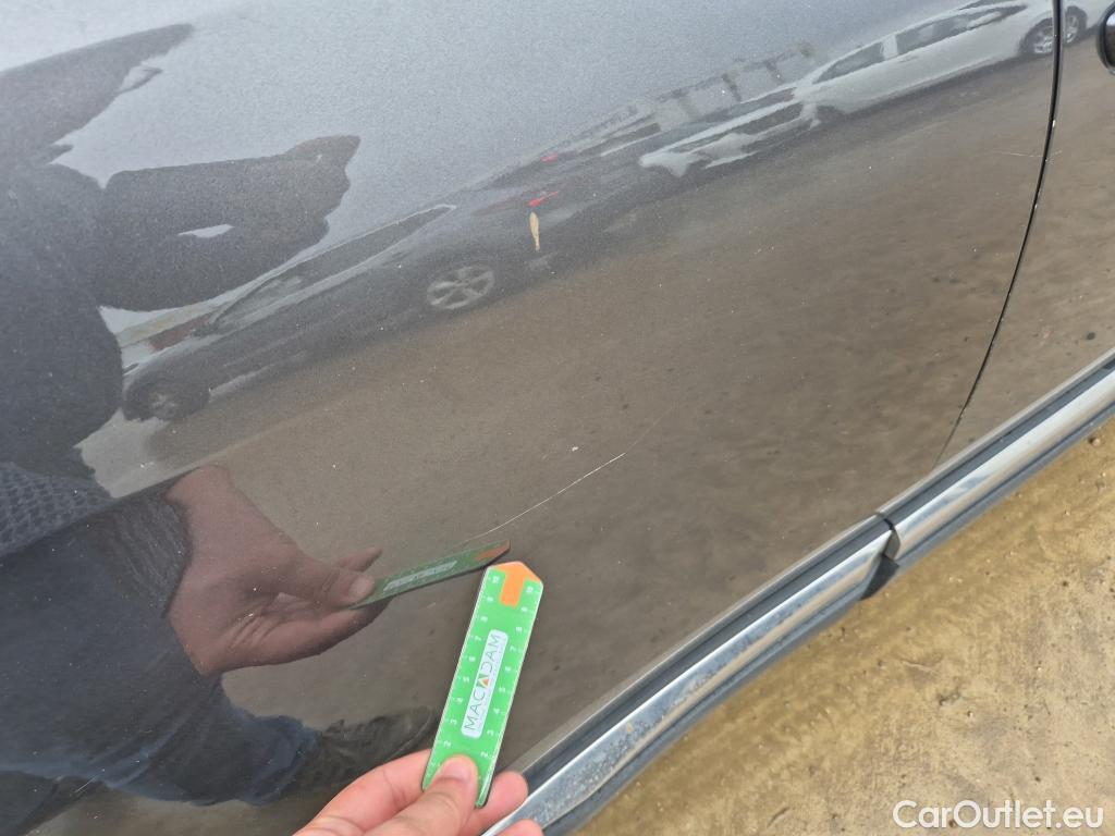  Peugeot  3008 PEUGEOT  Hybrid / 2020 / 5P / todoterreno 225 e-EAT8 Allure (AC2) #14