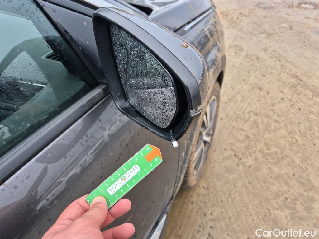  Peugeot  3008 PEUGEOT  Hybrid / 2020 / 5P / todoterreno 225 e-EAT8 Allure (AC2) #2