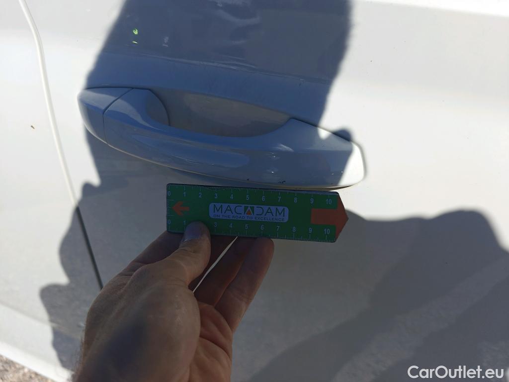  Skoda  KAMIQ SKODA  1.0 TSI 81kW (110CV) DSG Ambition #28