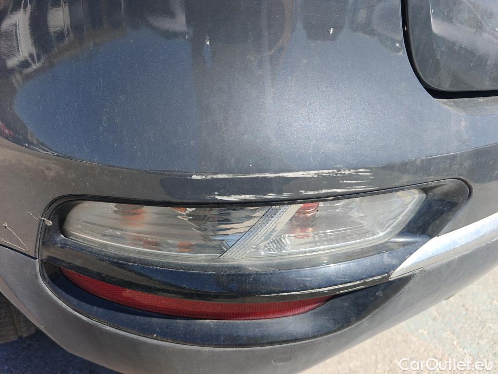  KIA  Sportage KIA  1.6MHEV Drive 100kW(136CV) 4x2(Crist Tintados) #30