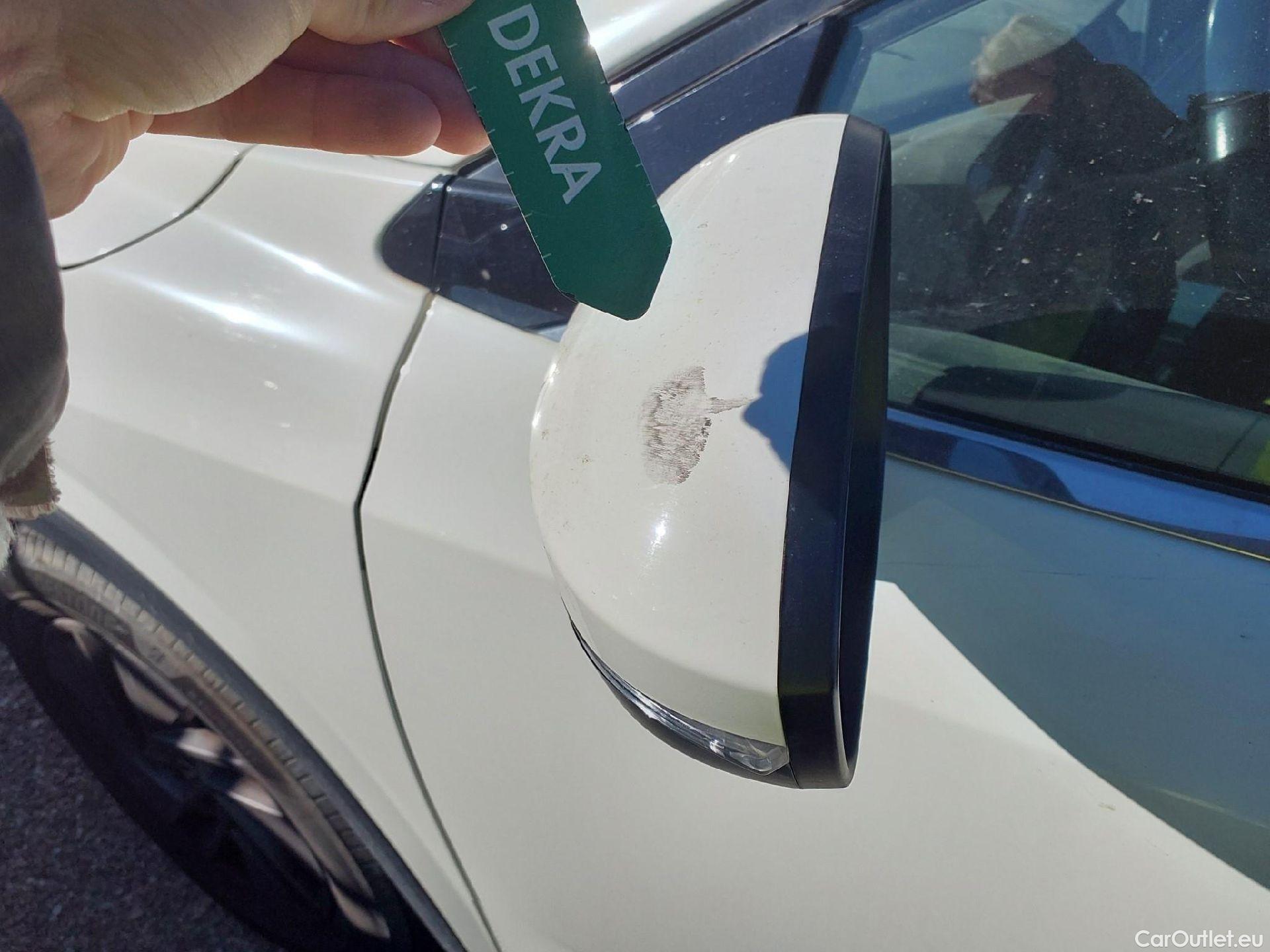  Nissan  Qashqai NISSAN  / 2021 / 5P / todoterreno DIG-T 103kW (140CV) mHEV 4x2 Acenta #22