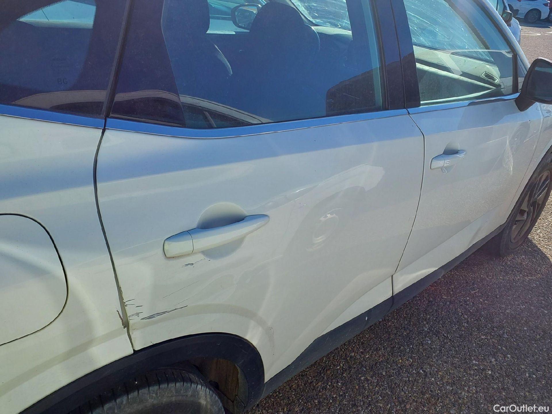  Nissan  Qashqai NISSAN  / 2021 / 5P / todoterreno DIG-T 103kW (140CV) mHEV 4x2 Acenta #36