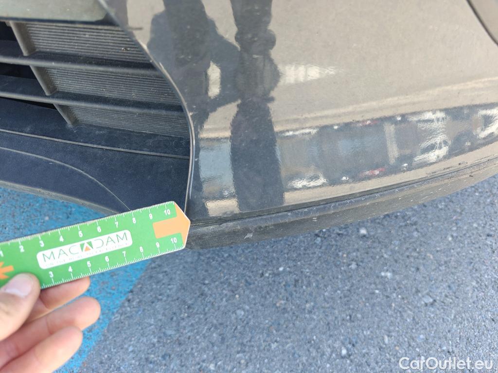  KIA  Sportage KIA  1.6MHEV Drive 100kW(136CV) 4x2(Crist Tintados) #36