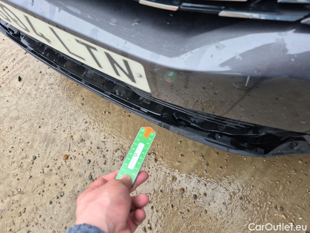  Peugeot  3008 PEUGEOT  Hybrid / 2020 / 5P / todoterreno 225 e-EAT8 Allure (AC2) #6