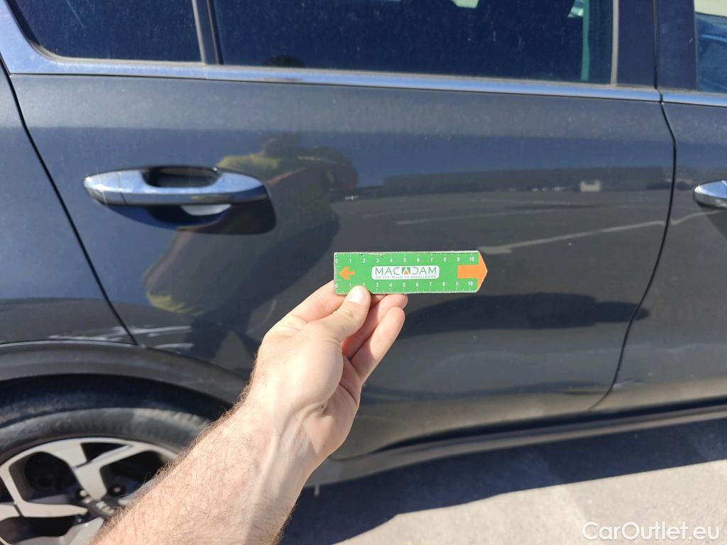  KIA  Sportage KIA  1.6MHEV Drive 100kW(136CV) 4x2(Crist Tintados) #11