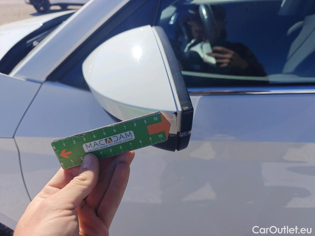  Skoda  KAMIQ SKODA  1.0 TSI 81kW (110CV) DSG Ambition #20