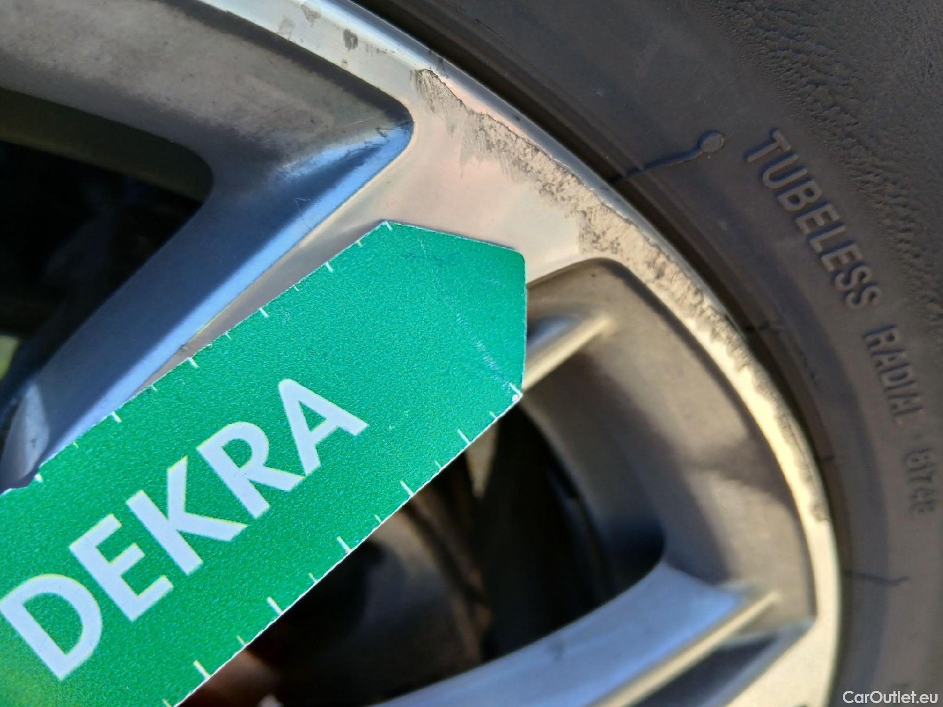  Bmw  X2 BMW  sDrive18i (CX3) #34