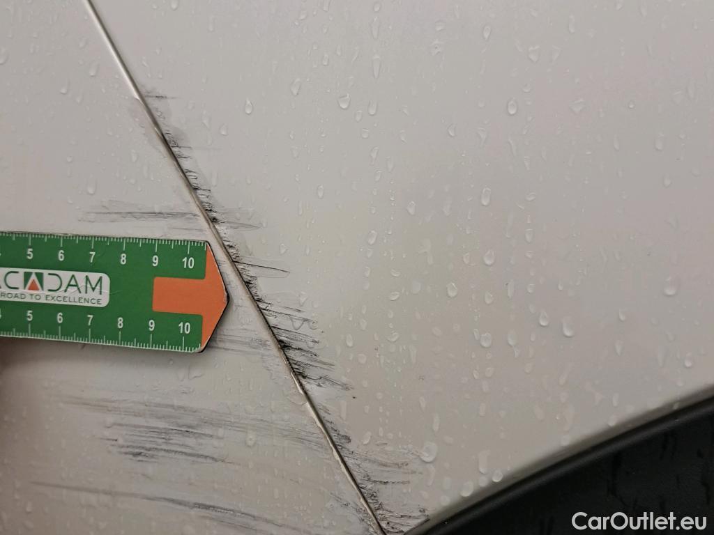  Peugeot  3008 PEUGEOT  / 2020 / 5P / todoterreno 1.2 PureTech 96KW S&S Active Pack EAT8 #7