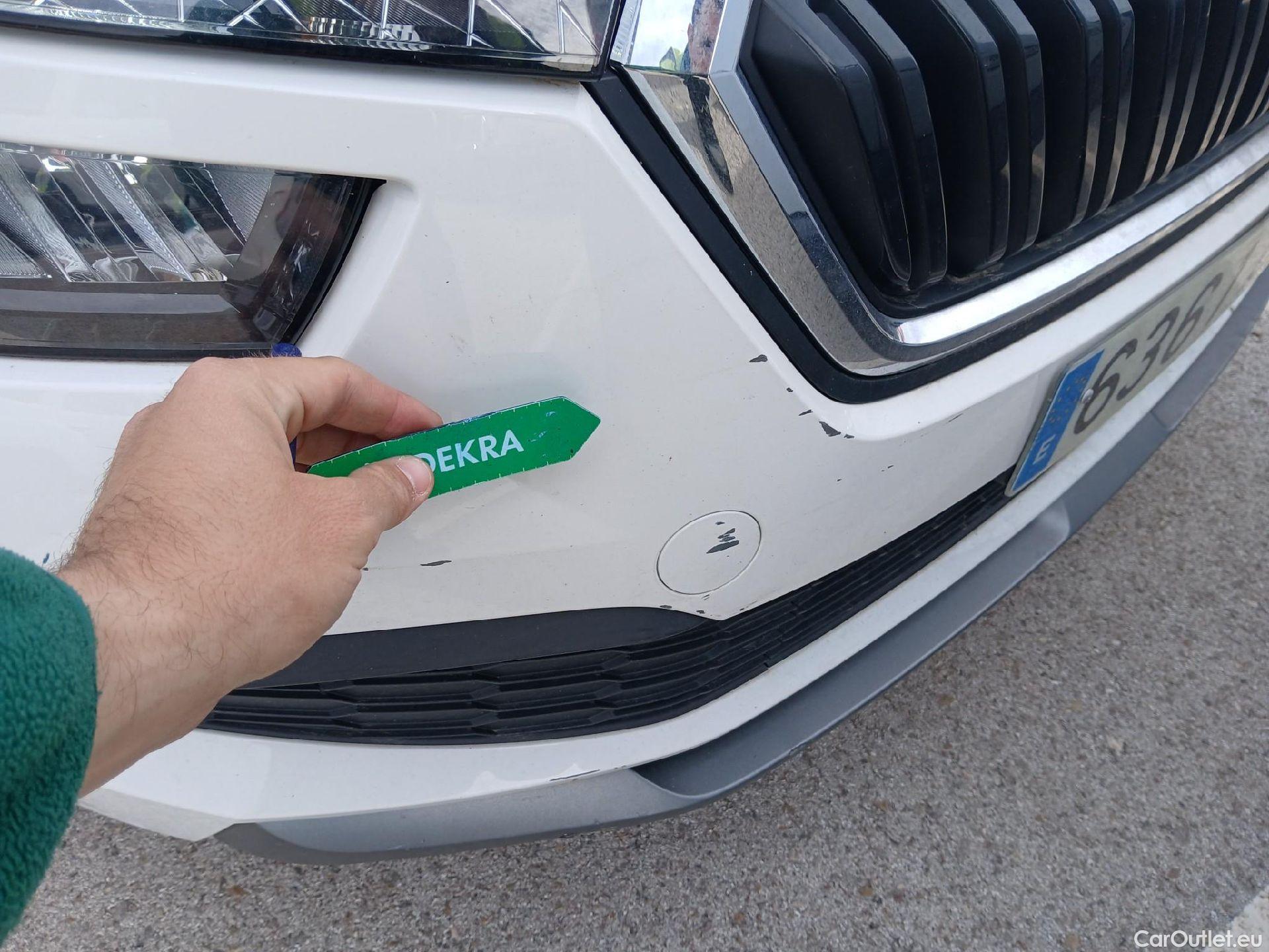  Skoda  KAMIQ SKODA  1.0 TSI 81kW (110CV) DSG Ambition #5