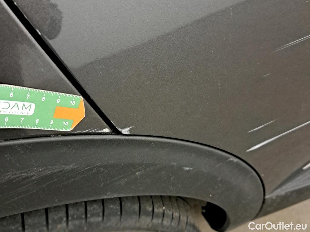  Peugeot  3008 PEUGEOT  Hybrid / 2020 / 5P / todoterreno 225 e-EAT8 Allure (AC2) #22