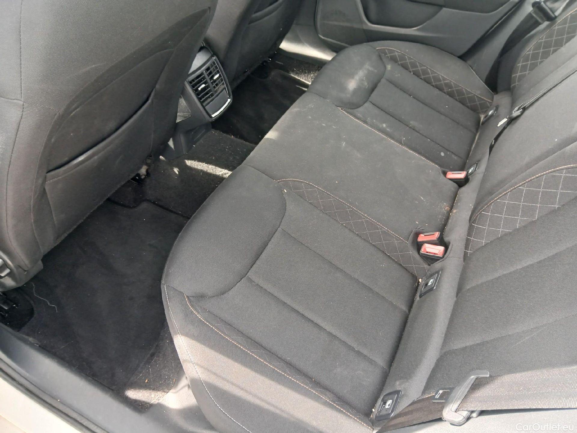  Skoda  KAMIQ SKODA  1.0 TSI 81kW (110CV) DSG Ambition #3