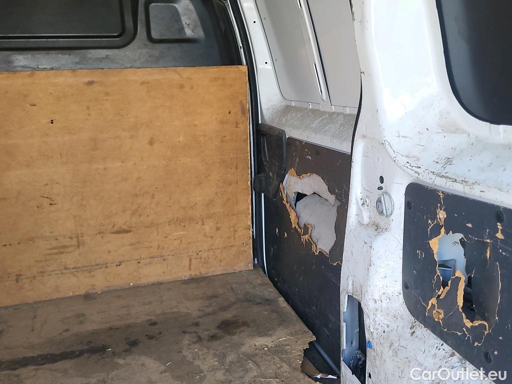  Opel  Vivaro OPEL  / 2019 / 4P / furgón 1.5 Diésel 74kW (100CV) M Std Express (CX) #39