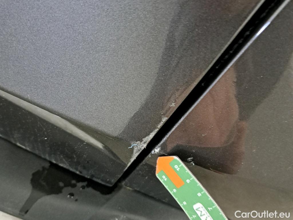  Peugeot  3008 PEUGEOT  Hybrid / 2020 / 5P / todoterreno 225 e-EAT8 Allure (AC2) #26