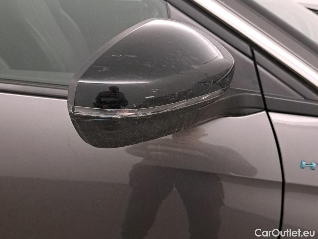  Peugeot  3008 PEUGEOT  Hybrid / 2020 / 5P / todoterreno 225 e-EAT8 Allure (AC2) #36