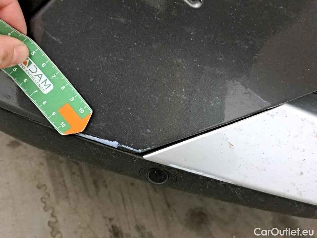  Peugeot  3008 PEUGEOT  Hybrid / 2020 / 5P / todoterreno 225 e-EAT8 Allure (AC2) #28