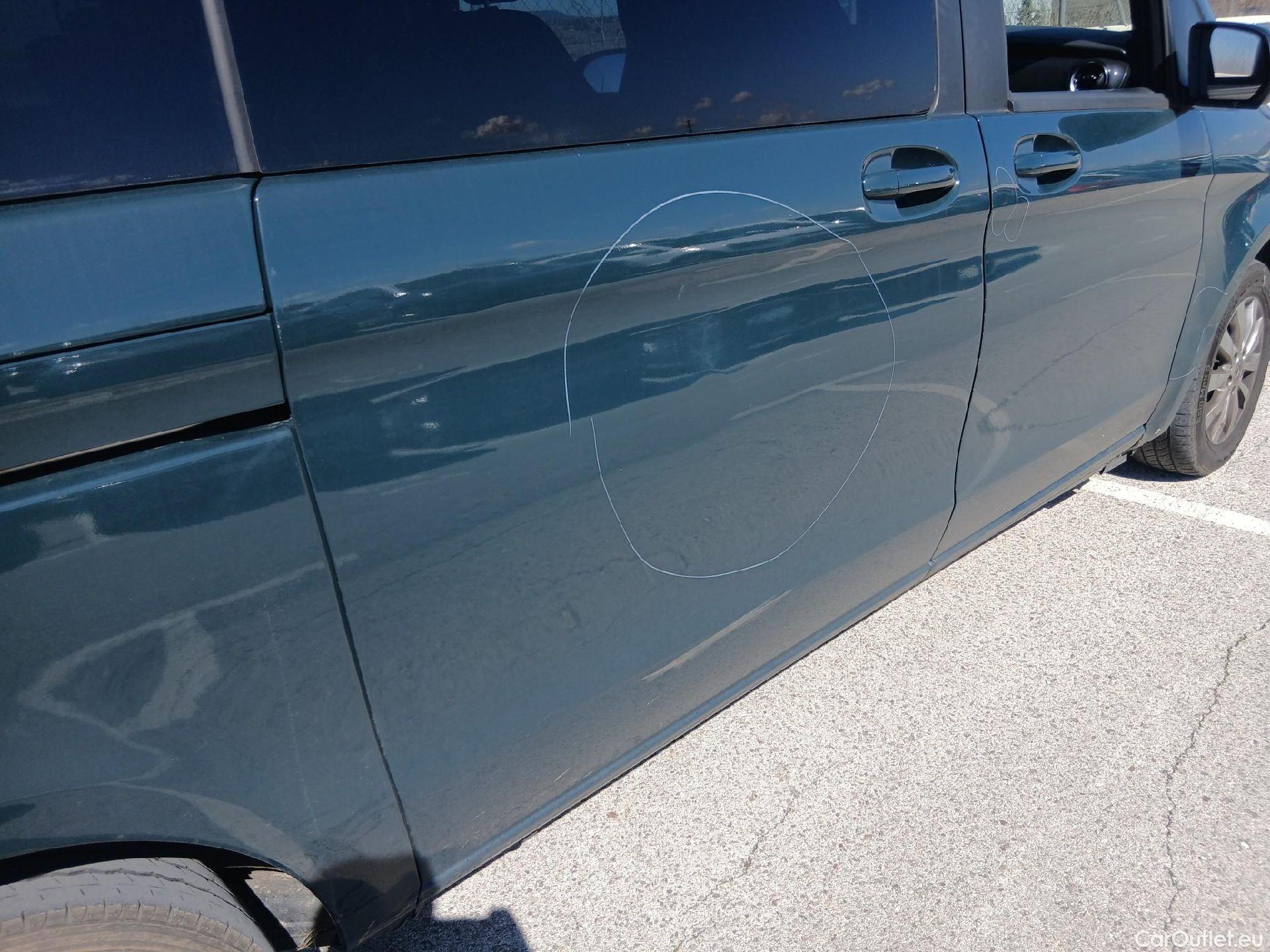  Mercedes  V-Klasse MERCEDES-BENZ Clase V / 2014 / 4P / monovolumen 220 d Clase V Compacto #14