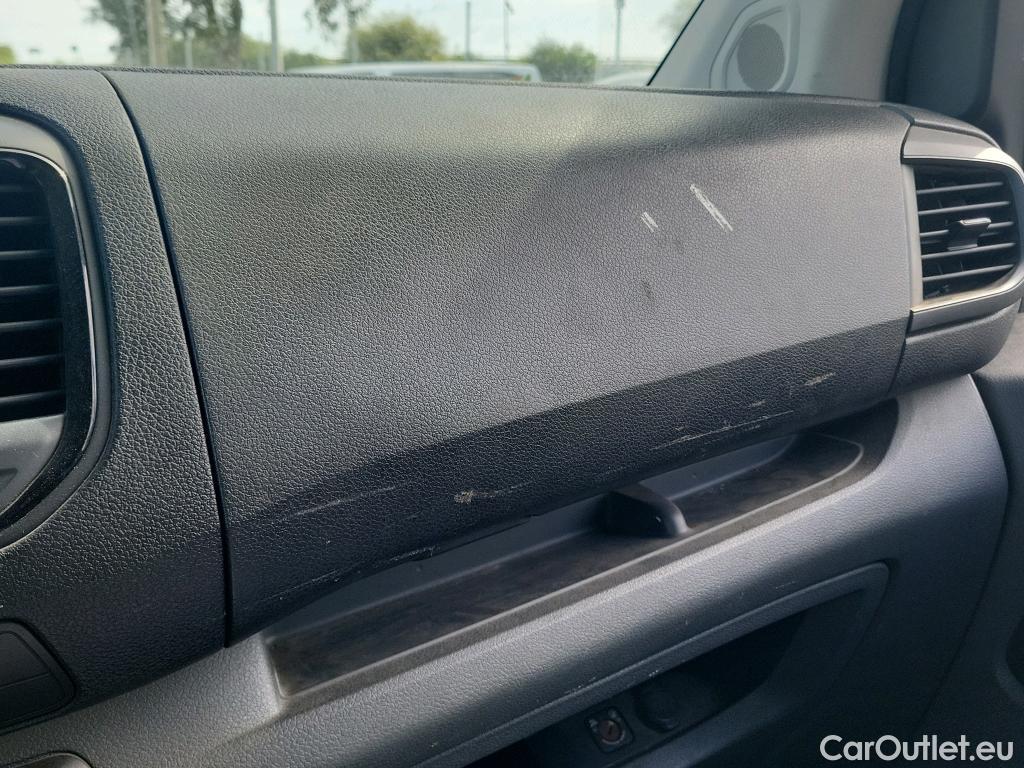  Opel  Vivaro OPEL  / 2019 / 4P / furgón 1.5 Diésel 74kW (100CV) M Std Express (CX) #31