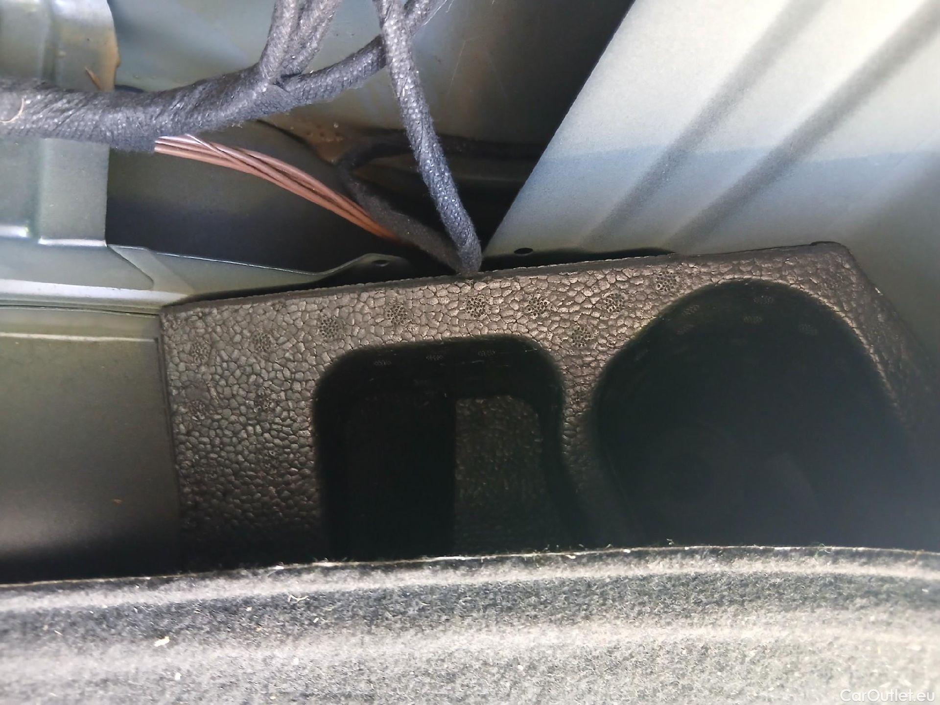  Mercedes  V-Klasse MERCEDES-BENZ Clase V / 2014 / 4P / monovolumen 220 d Clase V Compacto #27