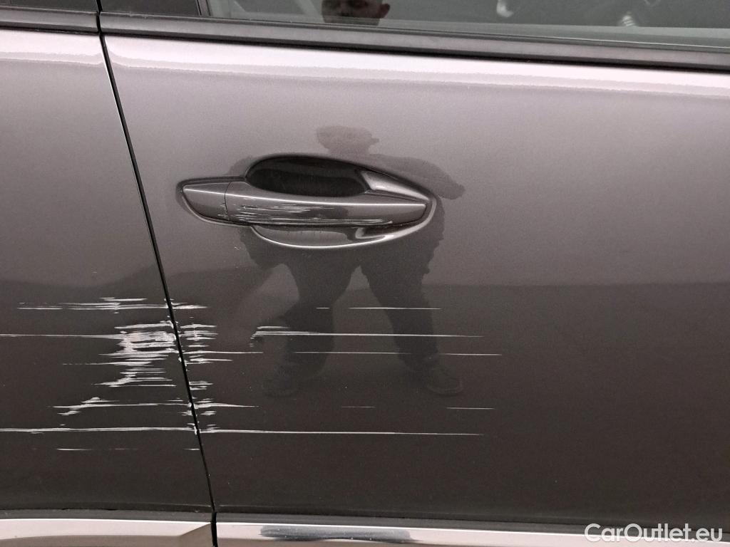  Peugeot  3008 PEUGEOT  Hybrid / 2020 / 5P / todoterreno 225 e-EAT8 Allure (AC2) #34